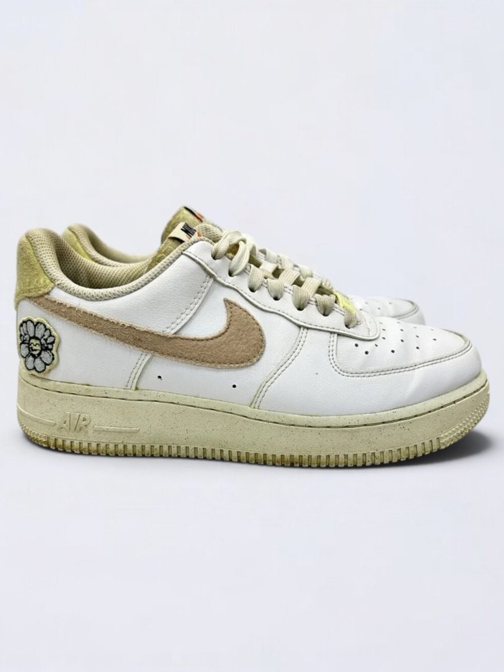 Nike Air Force 1 Low 07 SE Shoes Sneakers Women's 7.5 White Pink Next Nature - Picture 2 of 13